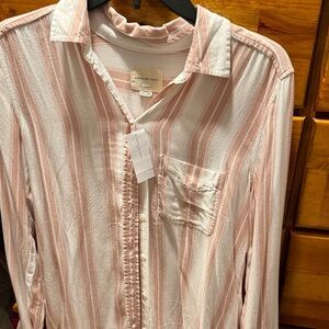 American Eagle Peach and Cream Striped Blouse